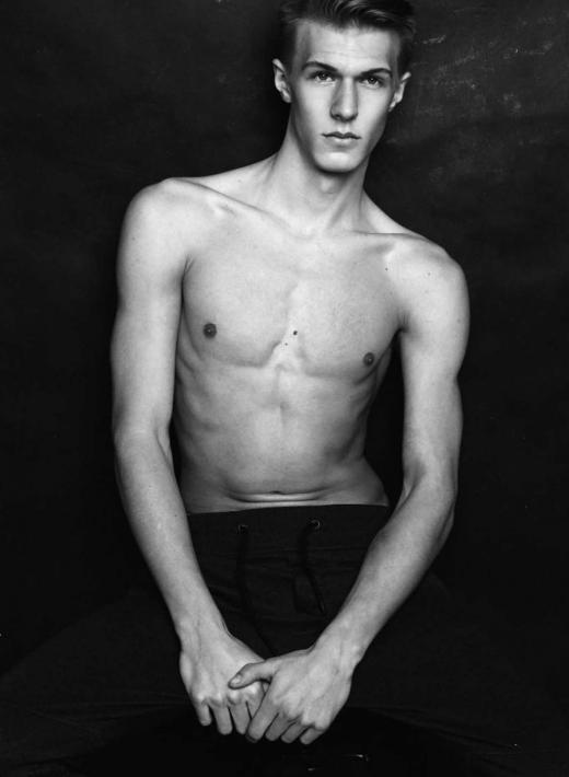 Tomas_Vision_Model, Model_Vision_China, Vision_China, Vision_China_man, Vision_China_boy, Vision_China_Model