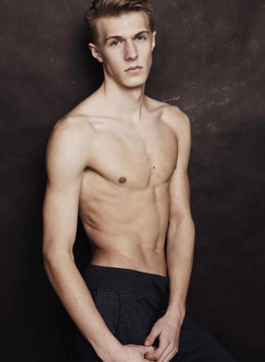 Tomas_Vision_Model, Model_Vision_China, Vision_China, Vision_China_man, Vision_China_boy, Vision_China_Model