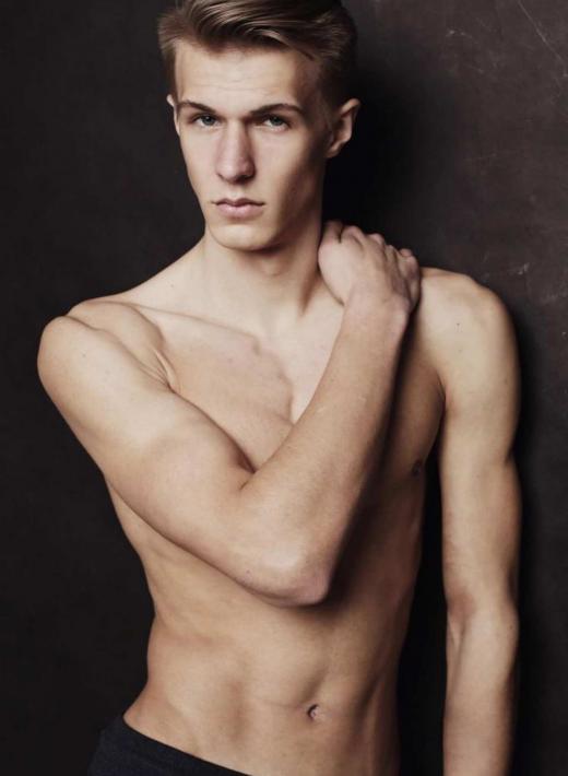 Tomas_Vision_Model, Model_Vision_China, Vision_China, Vision_China_man, Vision_China_boy, Vision_China_Model