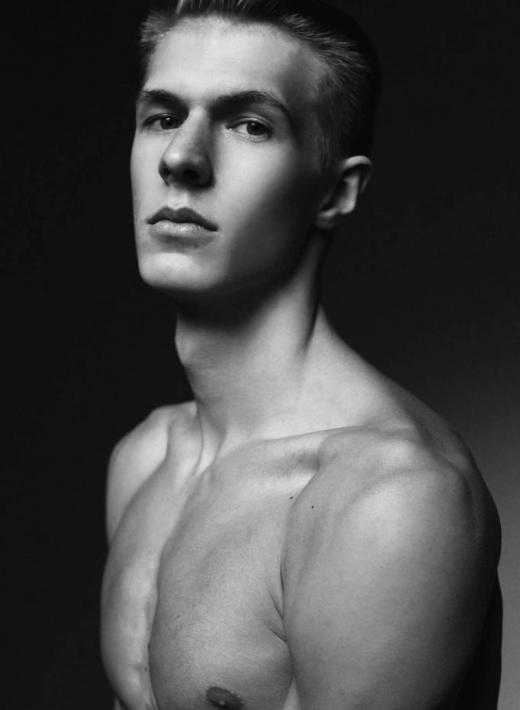 Tomas_Vision_Model, Model_Vision_China, Vision_China, Vision_China_man, Vision_China_boy, Vision_China_Model